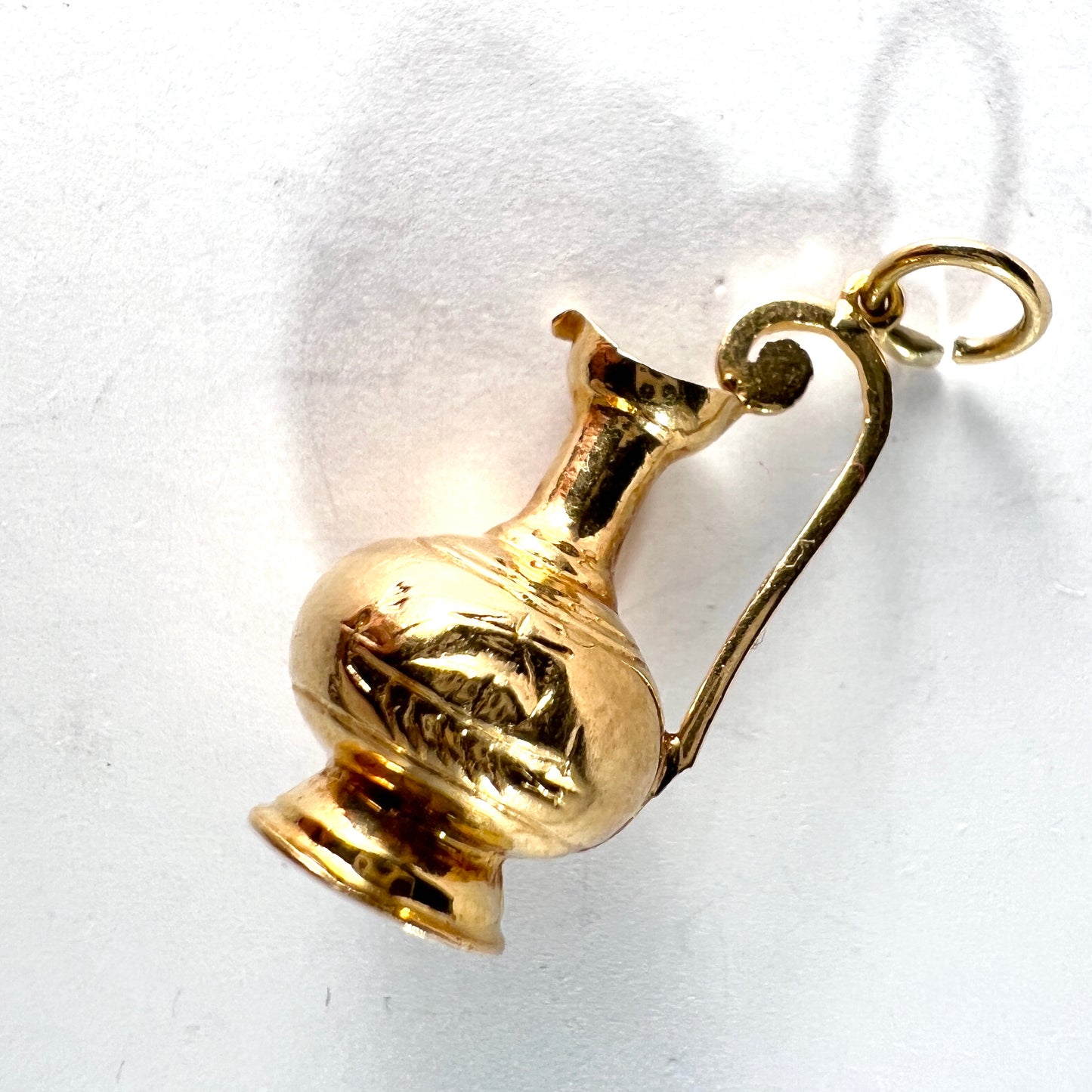 Vintage 18k Gold Wine Pitcher Charm, 2.1gram