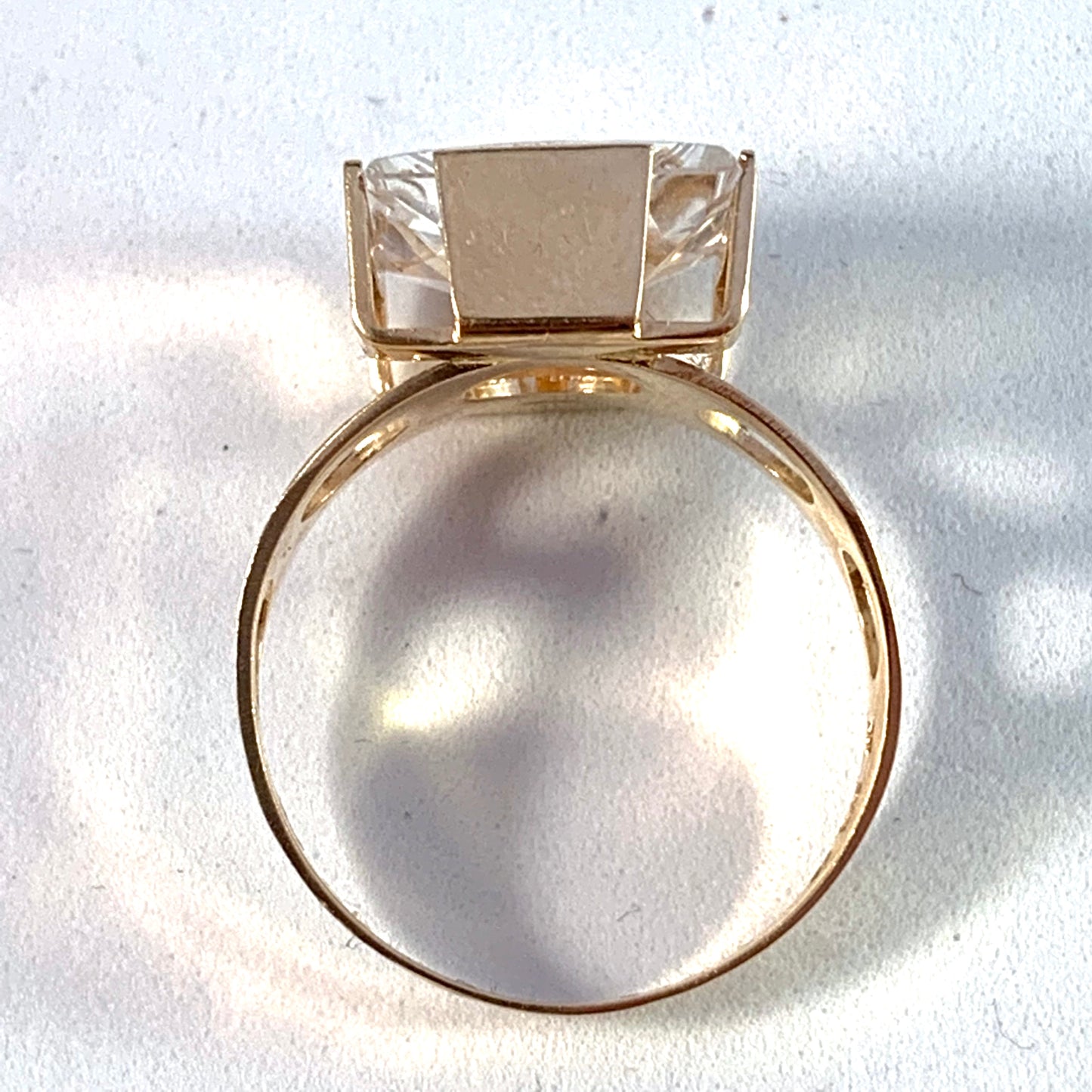Ekström, Sweden year 1969 Bold Modernist 18k Gold Rock Crystal Middle Finger Ring. Size 10 1/4