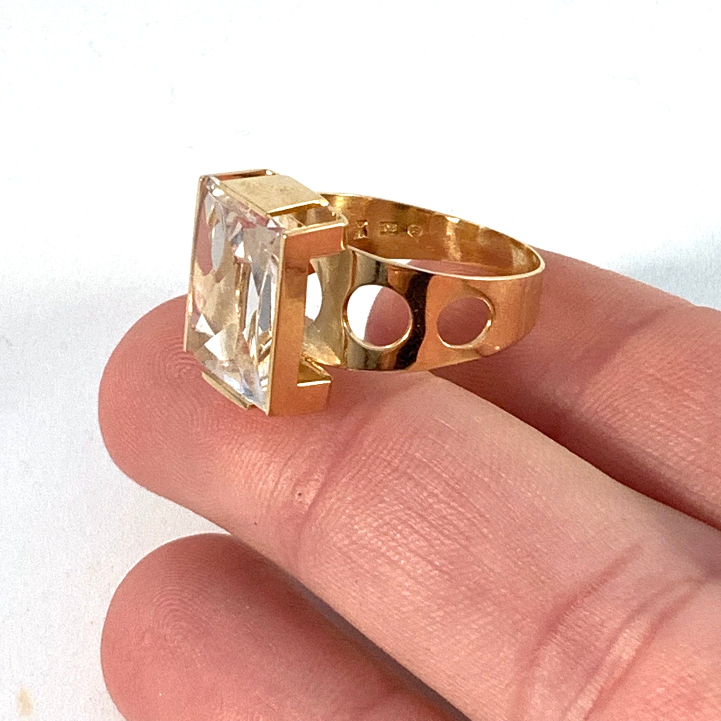 Ekström, Sweden year 1969 Bold Modernist 18k Gold Rock Crystal Middle Finger Ring. Size 10 1/4