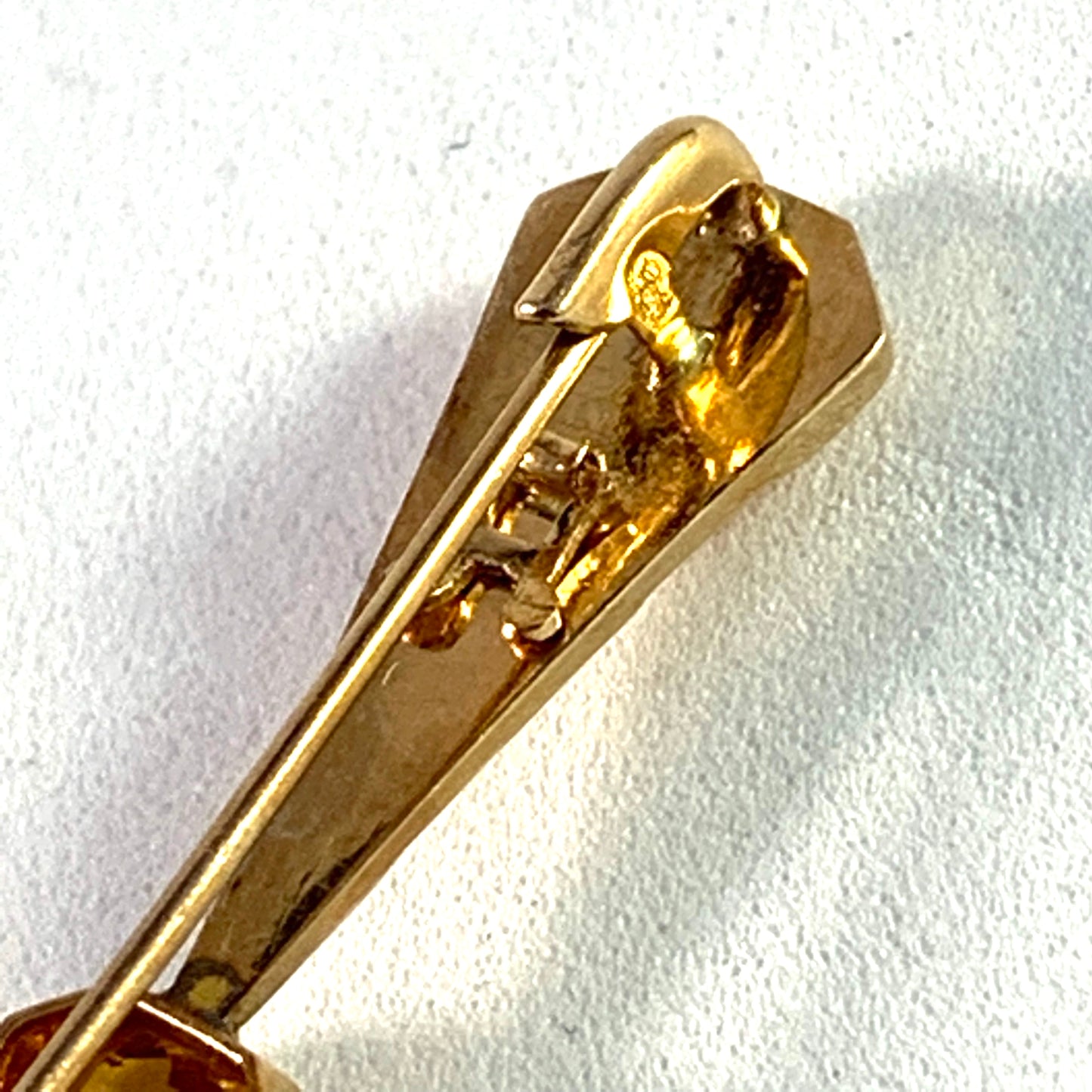 Sweden 1920s Art Deco 18k Gold Citrine Brooch Pin.