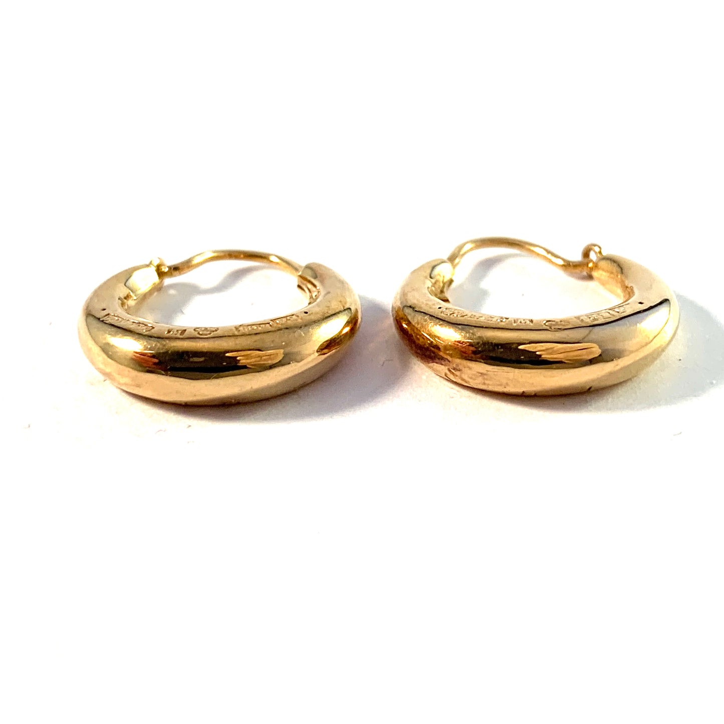 G Dahlgren, Sweden 1965. Vintage 18k Gold Earrings.