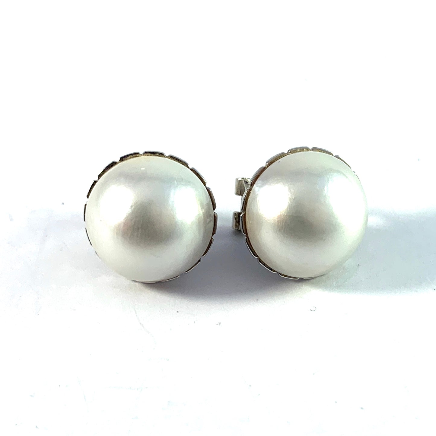 Vintage 18k White Gold Mabe Pearl Earrings