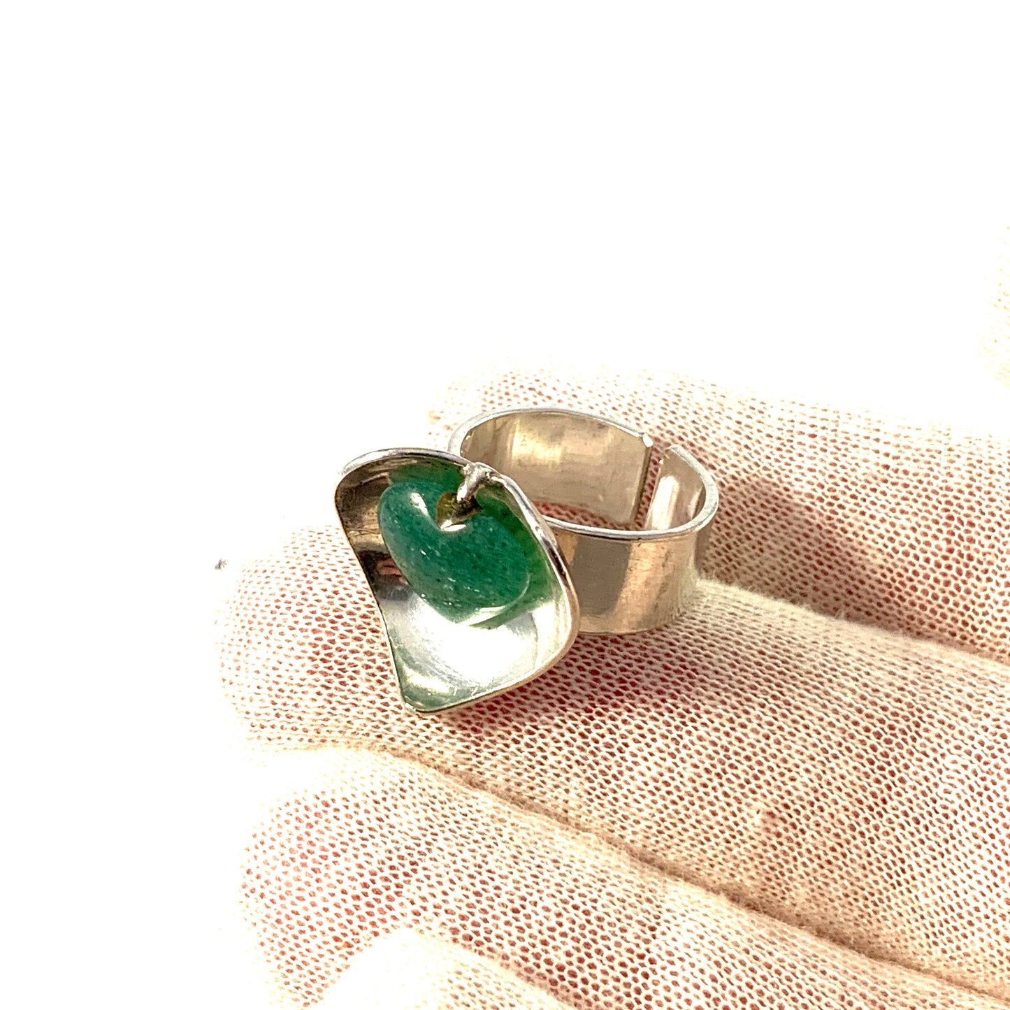 Peter Von Post, Stockholm 1974. Sterling Silver Aventurine Heart Ring. Signed