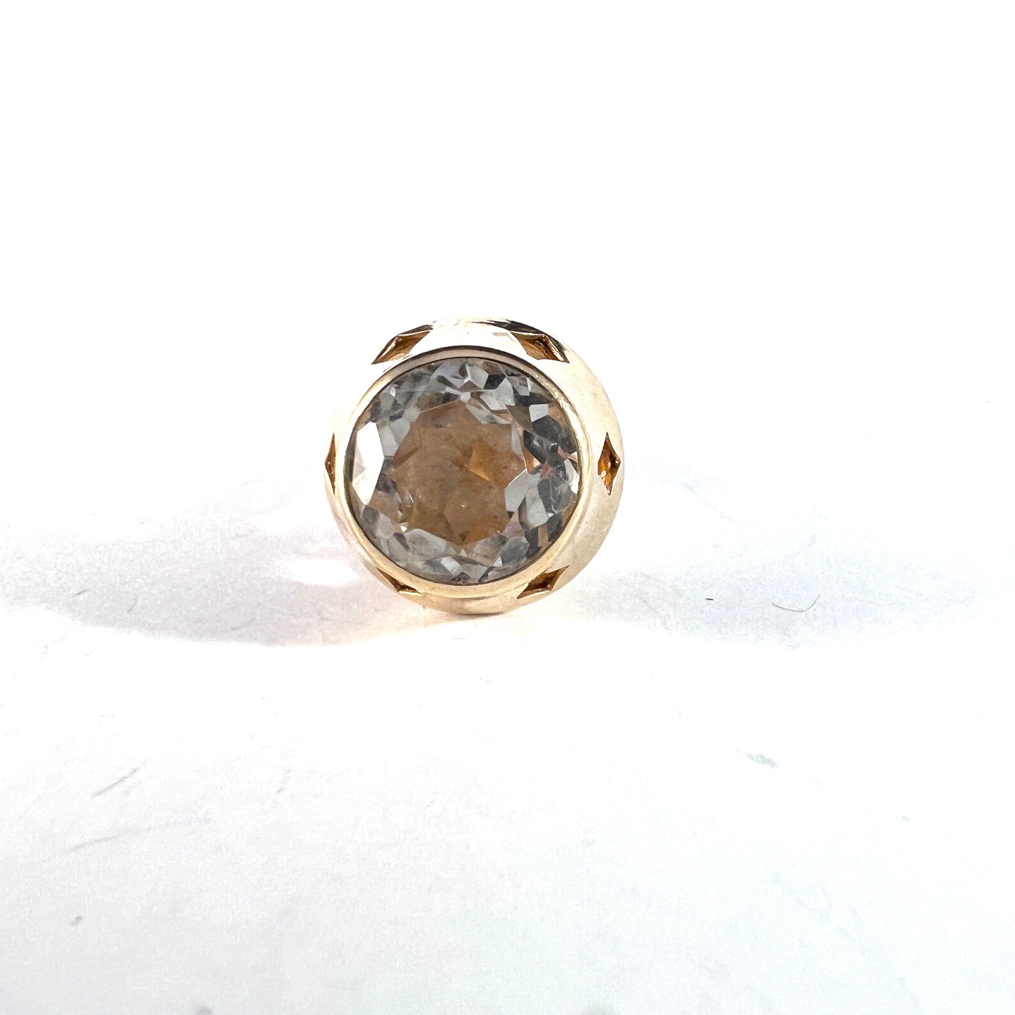 Finland 1960-70s. Vintage 18k Gold Rock Crystal Ring.