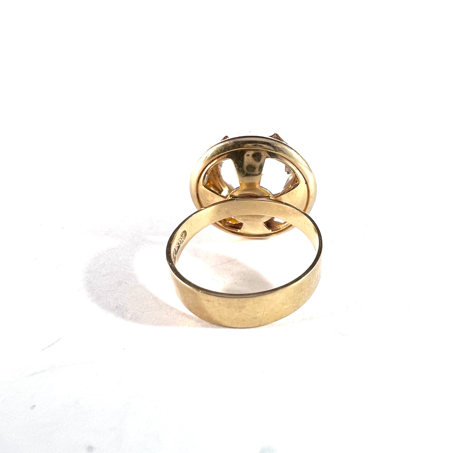 Finland 1960-70s. Vintage 18k Gold Rock Crystal Ring.