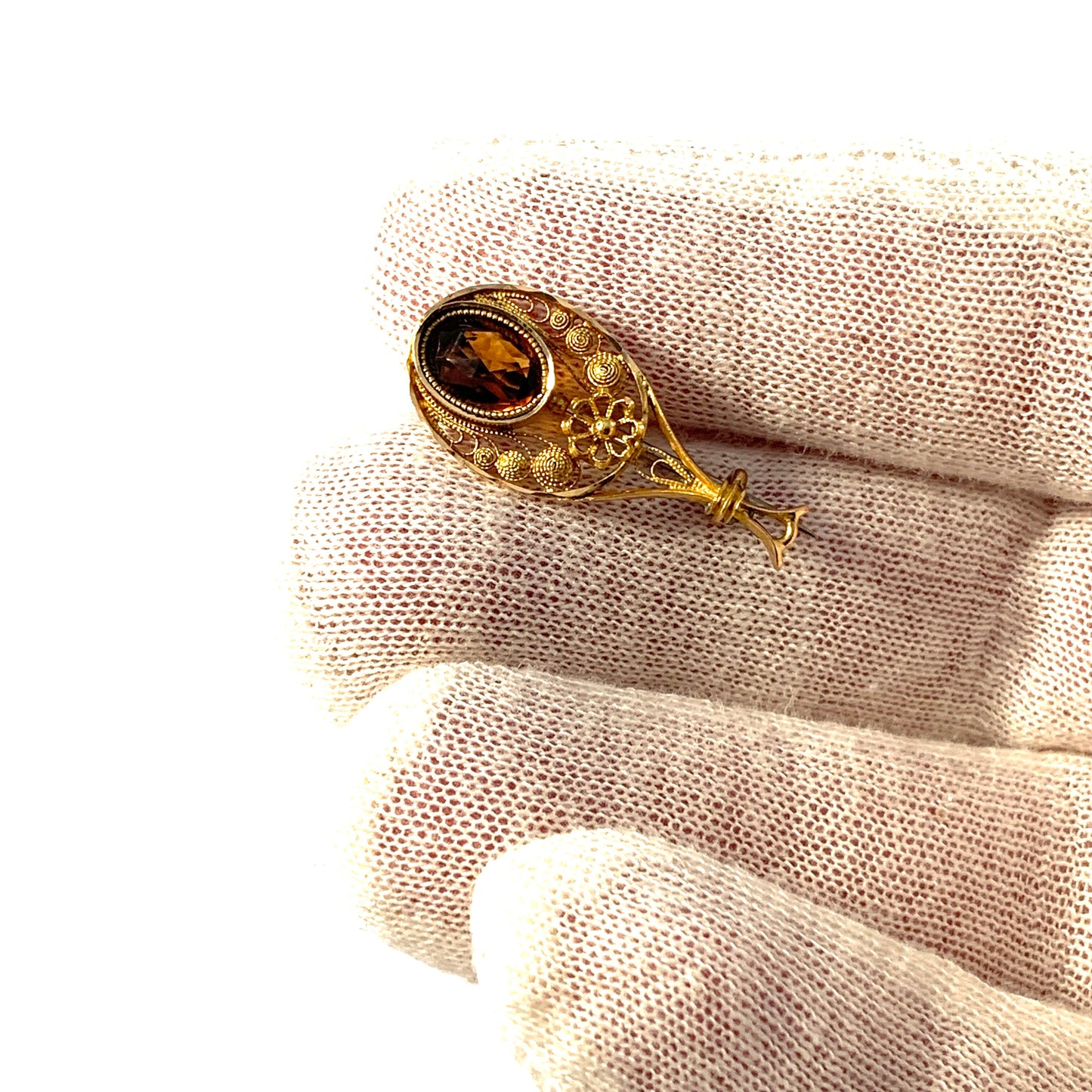 Scandinavia. Antique Edwardian 18k Gold Citrine Brooch.