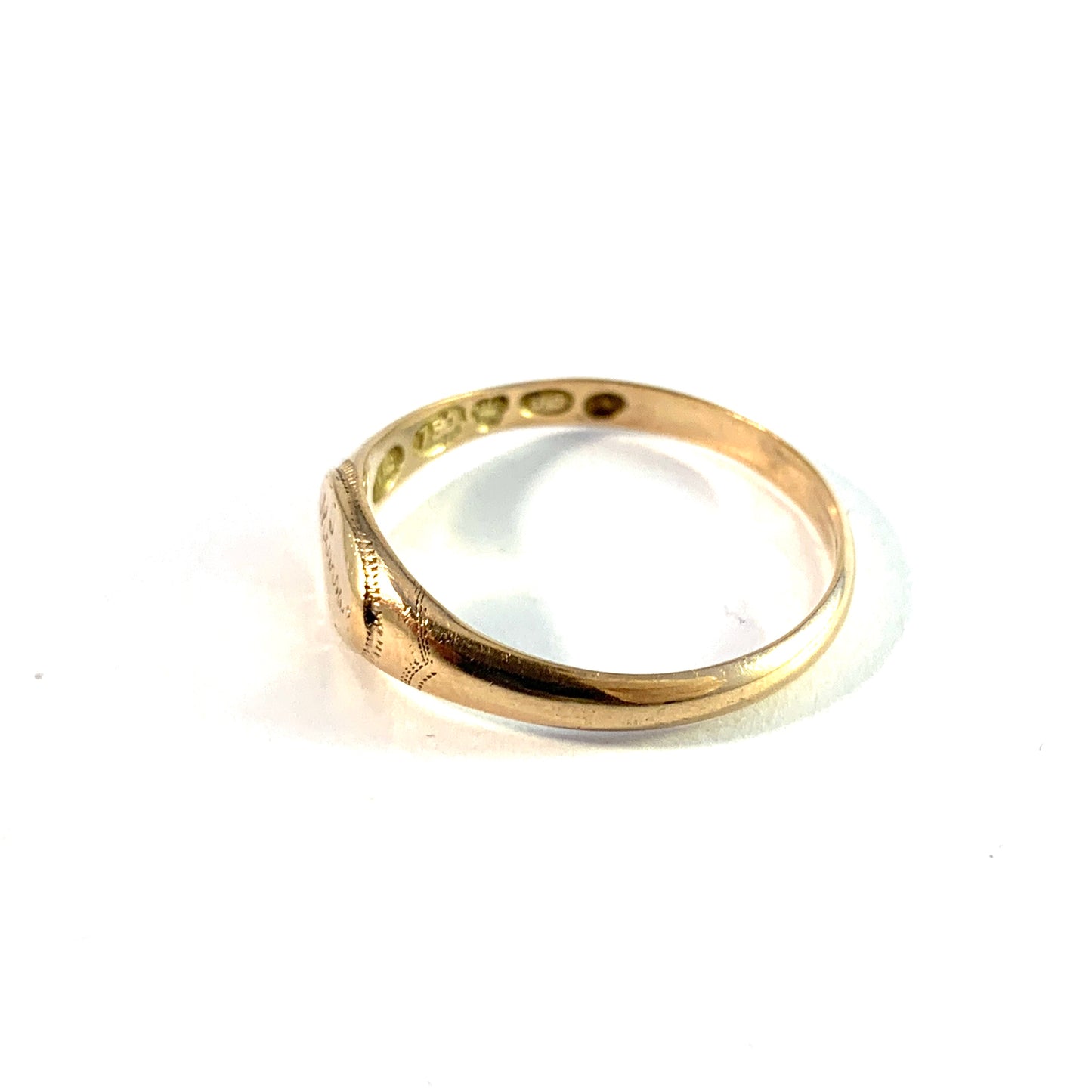 Linderman, Finland 1925. 18k Gold Memory Ring.