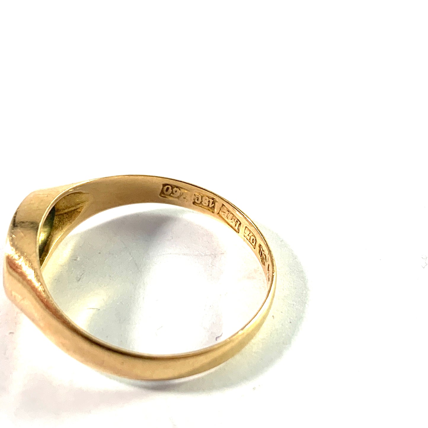 The Netherlands, year 1916. Antique 18k Gold Bloodstone Ring.