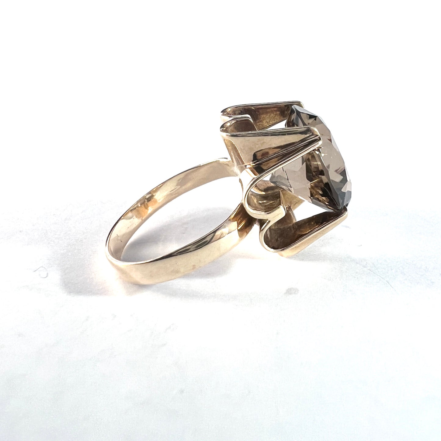 Vintage Mid Century 18k Gold Smoky Quartz Cocktail Ring