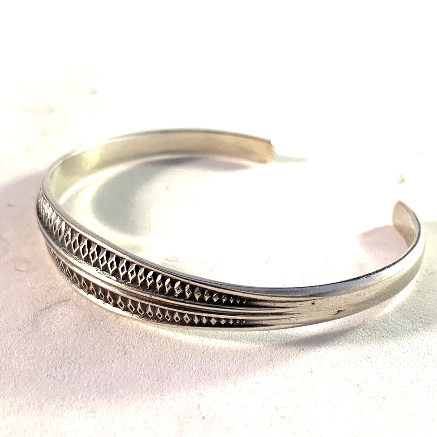 Kalevala Koru, Finland 1961 Vintage Sterling Silver Cuff Bracelet.