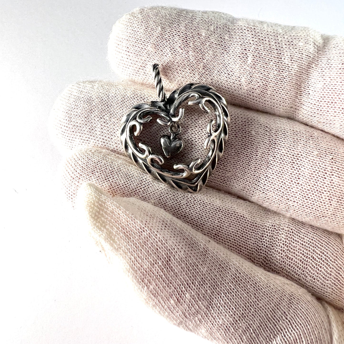 Kalevala Koru, Finland Vintage Sterling Silver Heart Of The House Pendant.