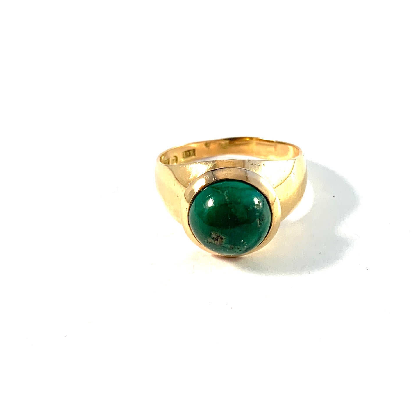 Guldvaruhuset, Sweden year 1964. Vintage 18k Gold Chrysocolla Ring.