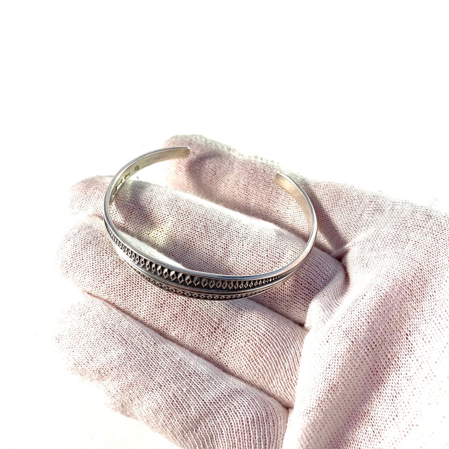 Kalevala Koru, Finland 1961 Vintage Sterling Silver Cuff Bracelet.