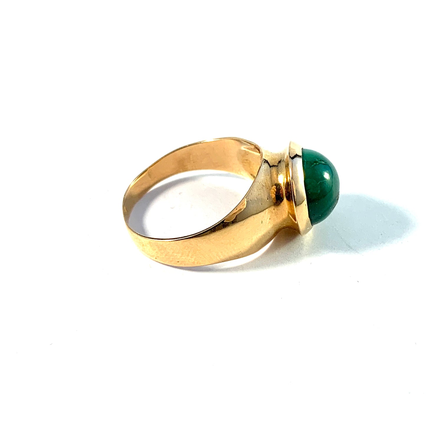 Guldvaruhuset, Sweden year 1964. Vintage 18k Gold Chrysocolla Ring.