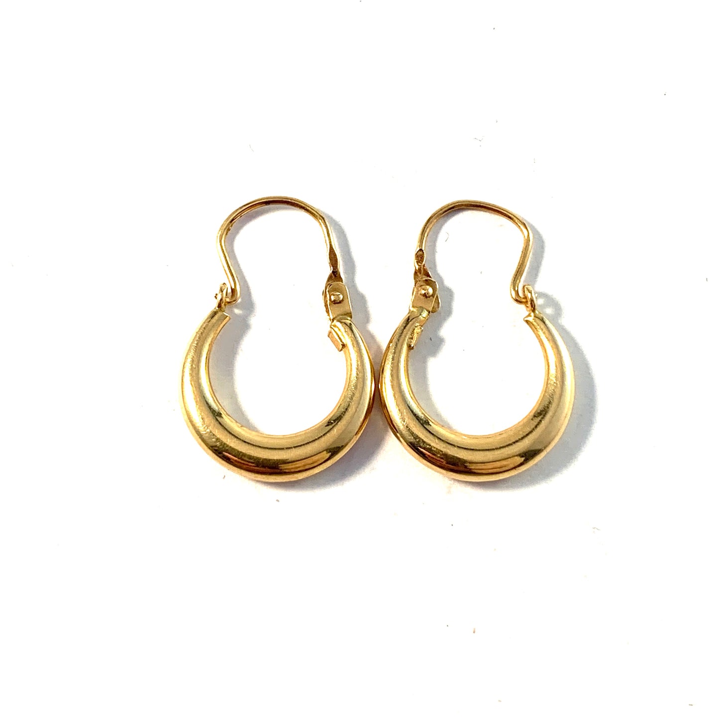 Sweden 1950s. Vintage Mid Century 18k Gold Earrings.