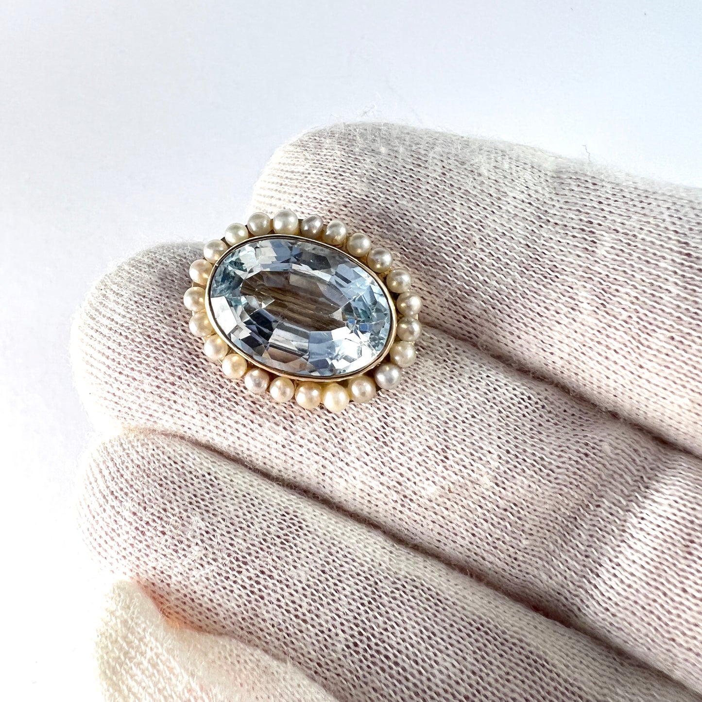 Antique Early 1900s Aquamarine Seed Pearl 14k Gold Brooch.