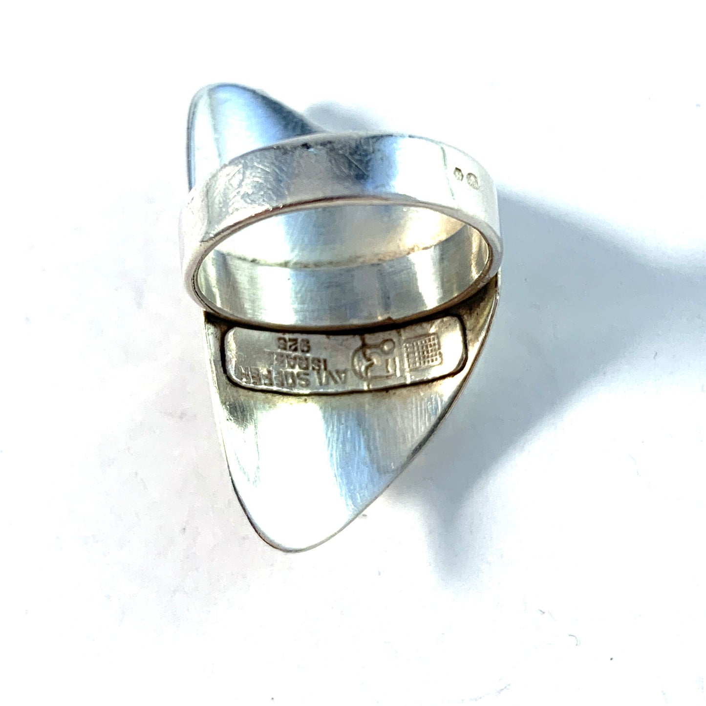 Avi Soffer, Israel Vintage Modernist Solid Silver Onyx Ring. Signed.