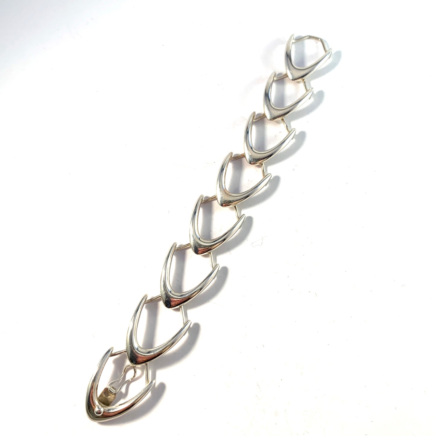 Arne Johansen, Denmark 1960-70s. Sterling Silver Boomerang Bracelet.