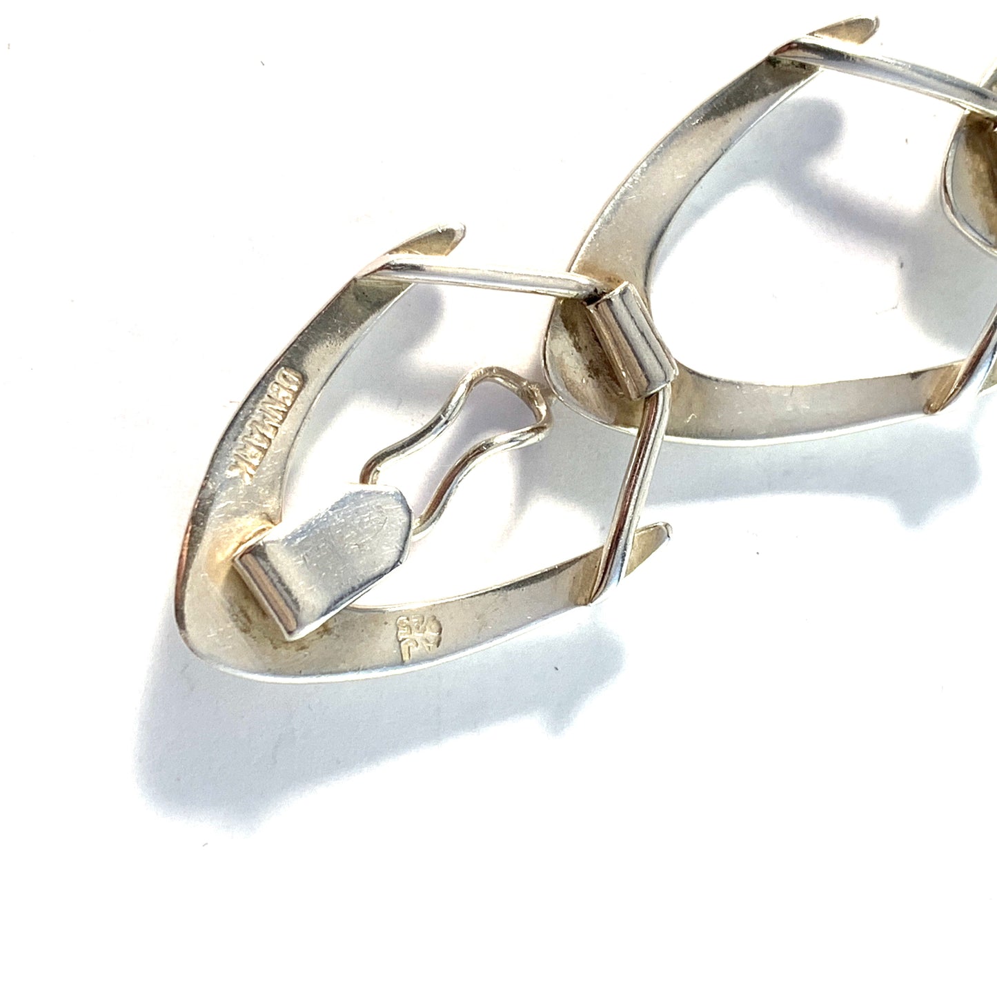 Arne Johansen, Denmark 1960-70s. Sterling Silver Boomerang Bracelet.