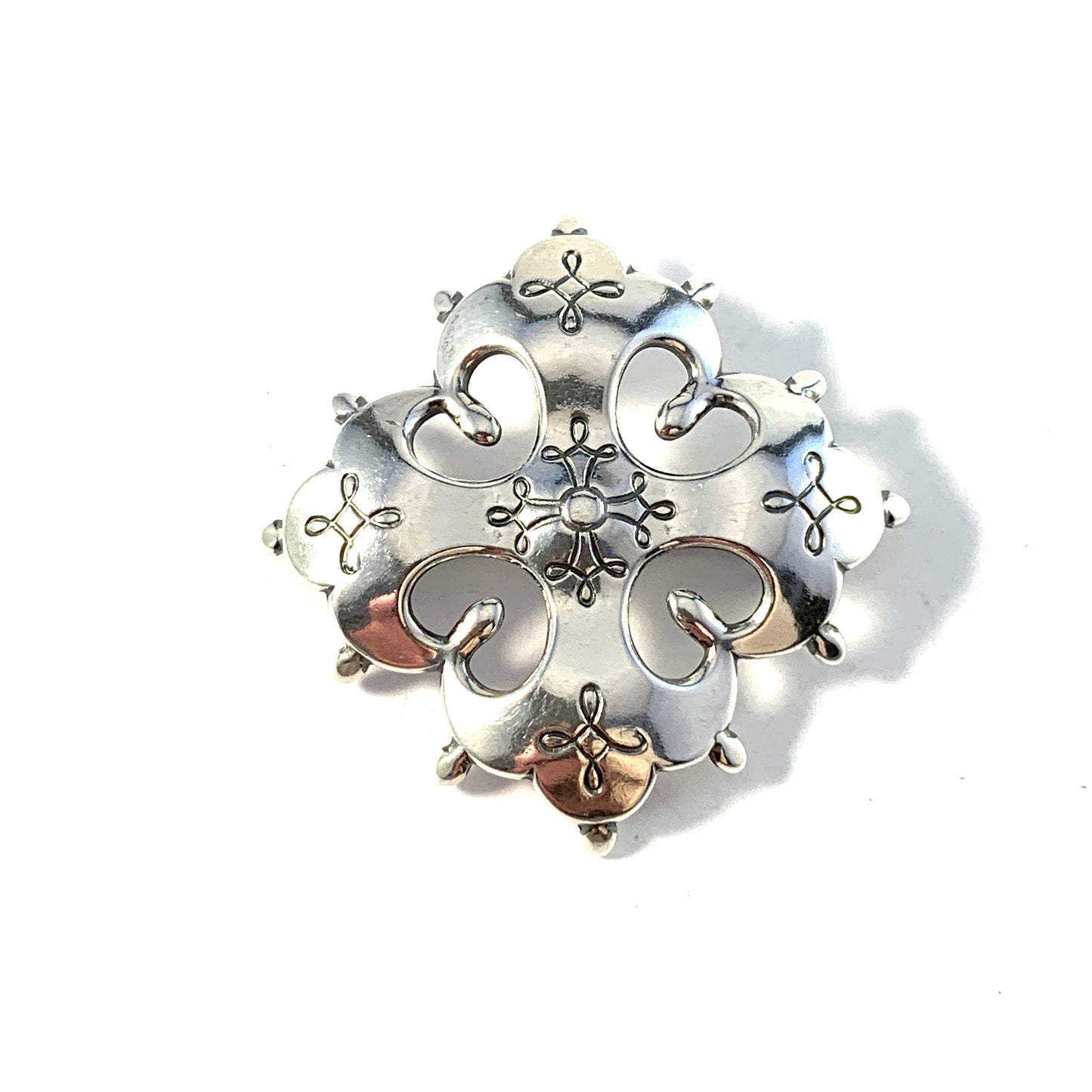 Kalevala Koru, Finland. Vintage Sterling Silver Traditional Brooch.