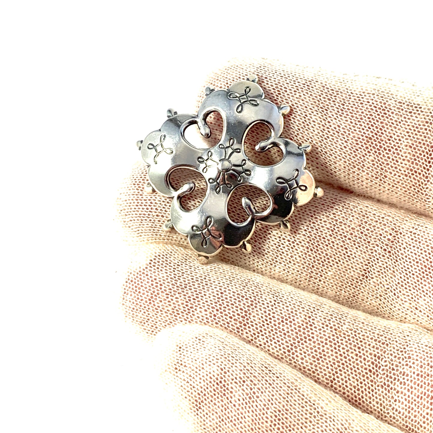 Kalevala Koru, Finland. Vintage Sterling Silver Traditional Brooch.