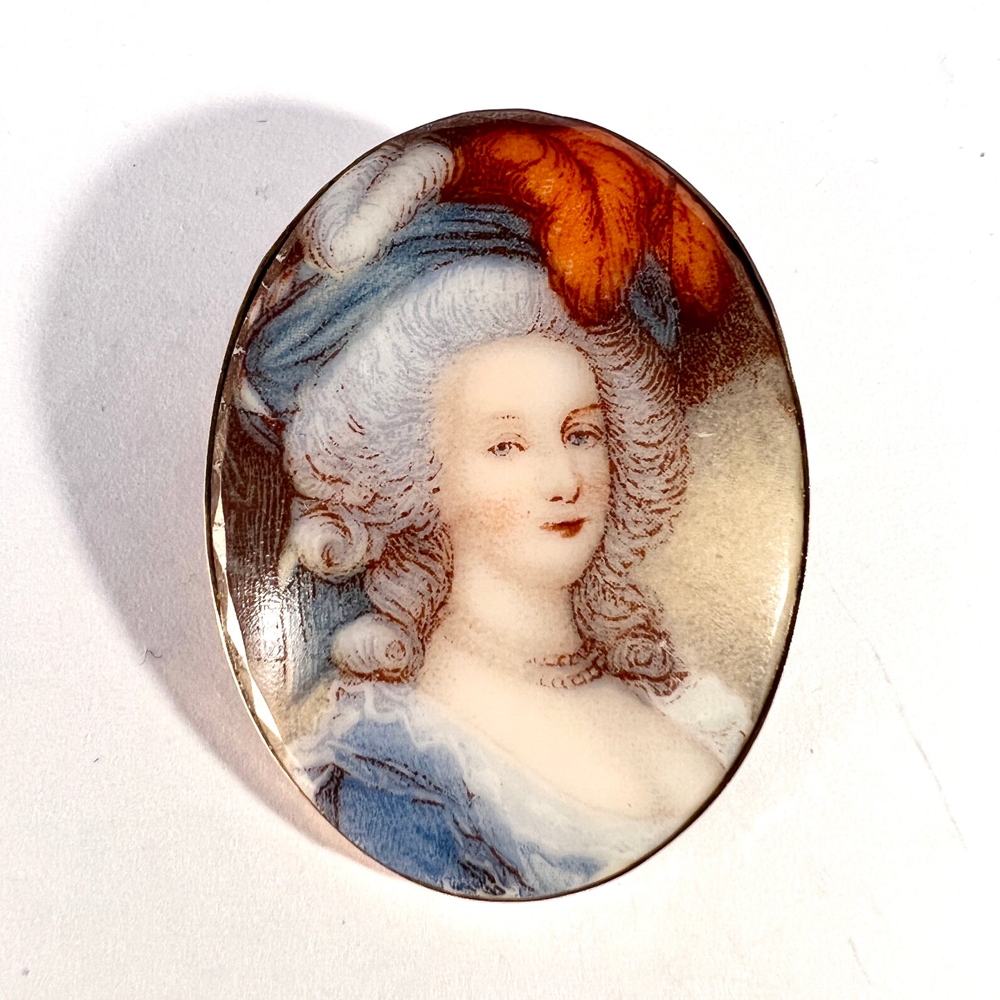 Antique Victorian 14k Gold Painted Porcelain Brooch.