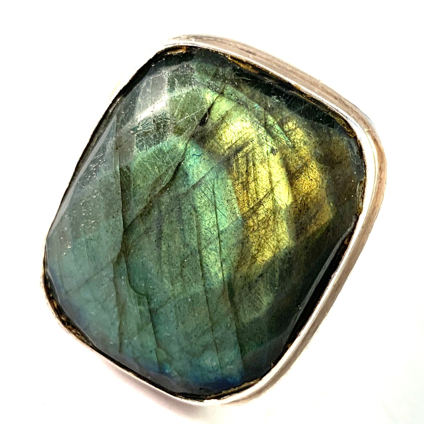 Monica Vinader, UK. Chunky Sterling Silver Large Labradorite Ring.