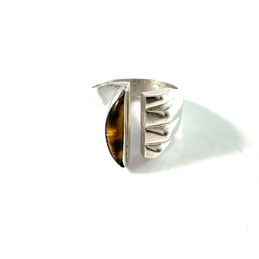 Taxco, Mexico 1950s. Chunky Mid Century Modern Sterling Silver Tiger Eye Men's Ring. Maker's Mark