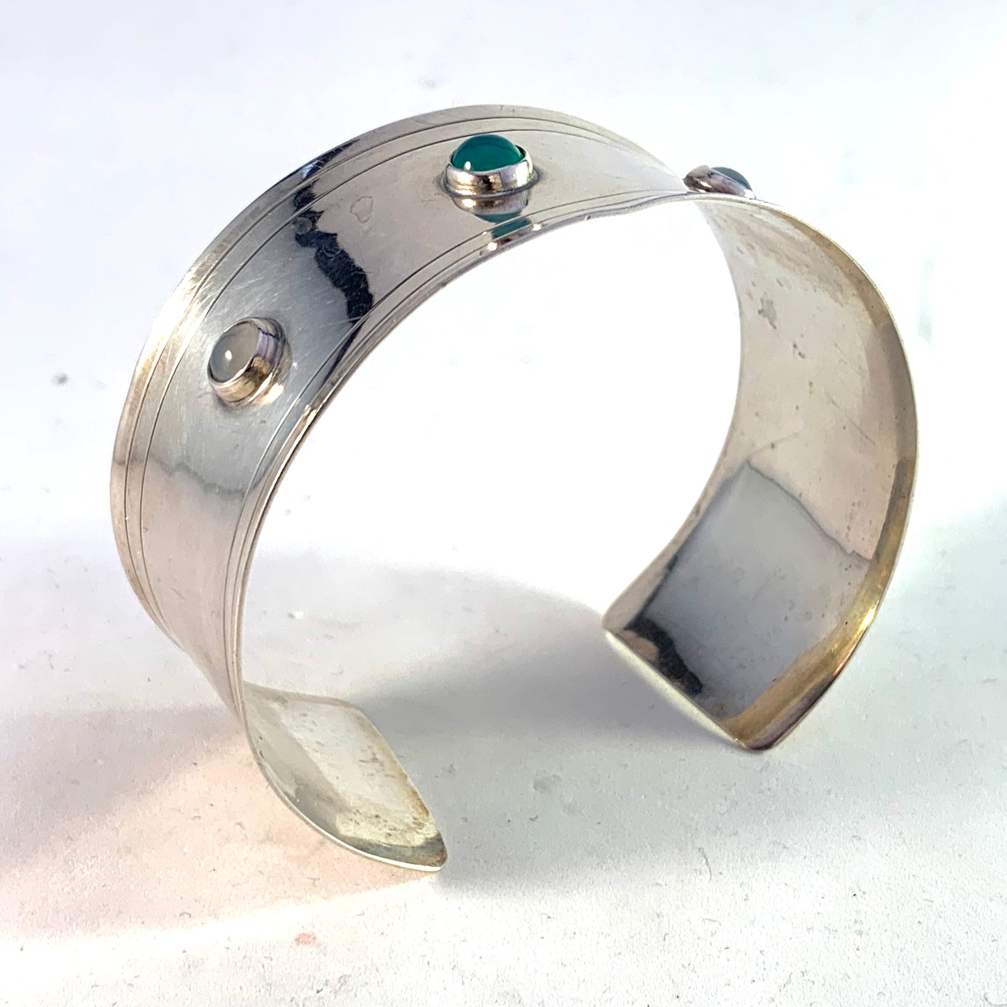 TESI, Sweden 1959 Sterling Silver Moonstone Chrysoprase Cuff Bracelet.