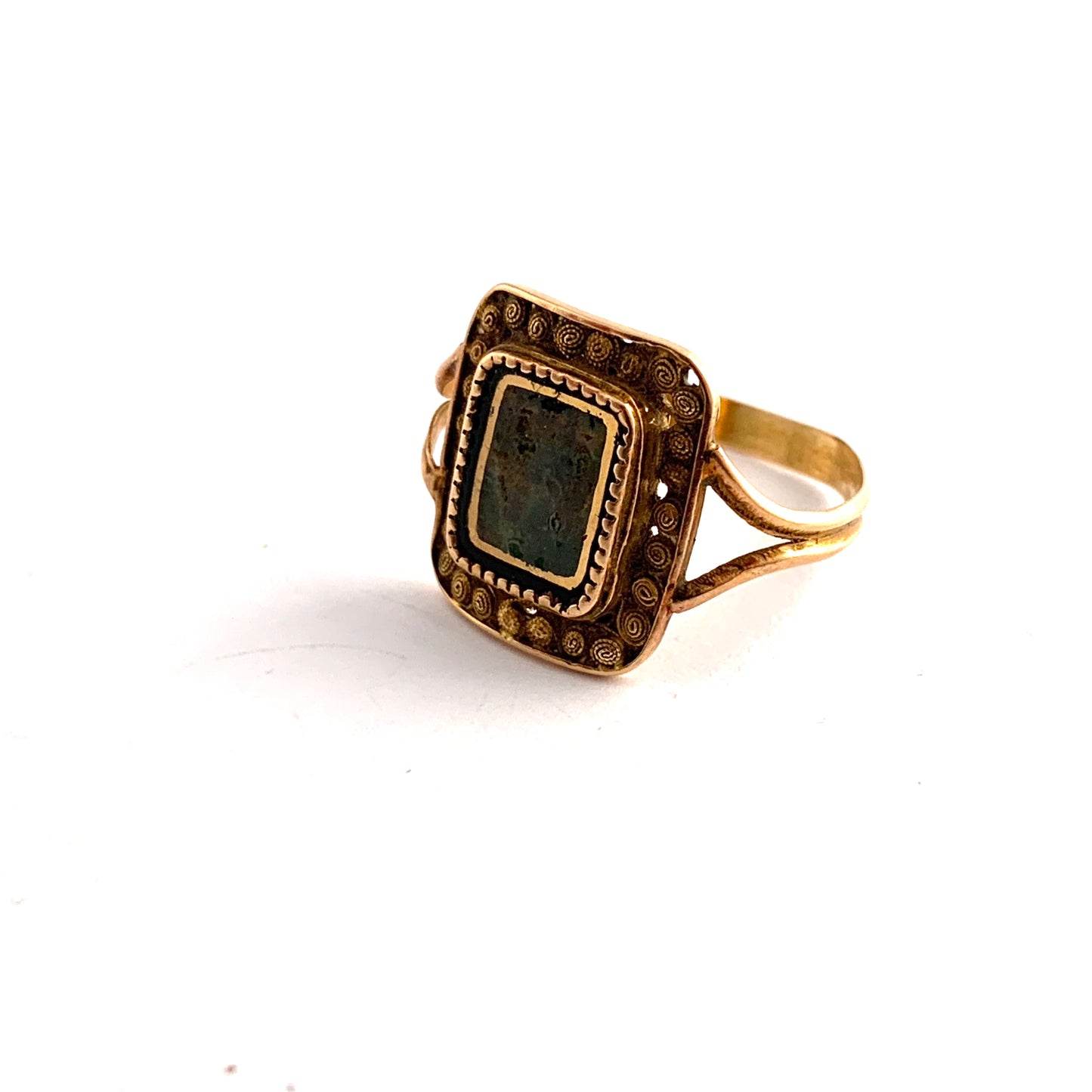 P A Thomason, Sweden 1845. Antique Reversed Painted Glass Ring.