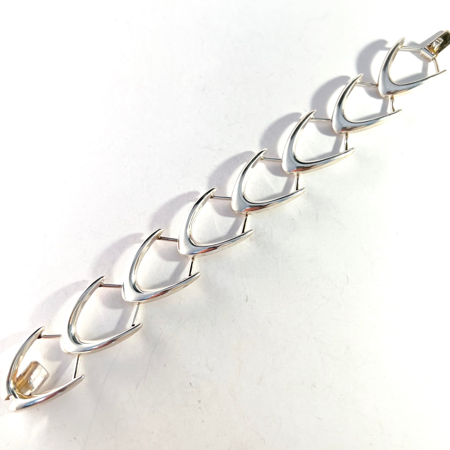 Arne Johansen, Denmark 1960s. Vintage Sterling Silver Iconic Boomerang Bracelet.