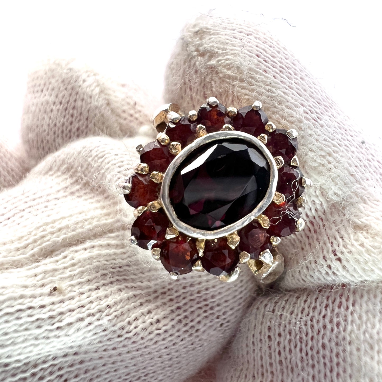 Vintage Mid Century Sterling Silver Bohemian Garnet Ring.