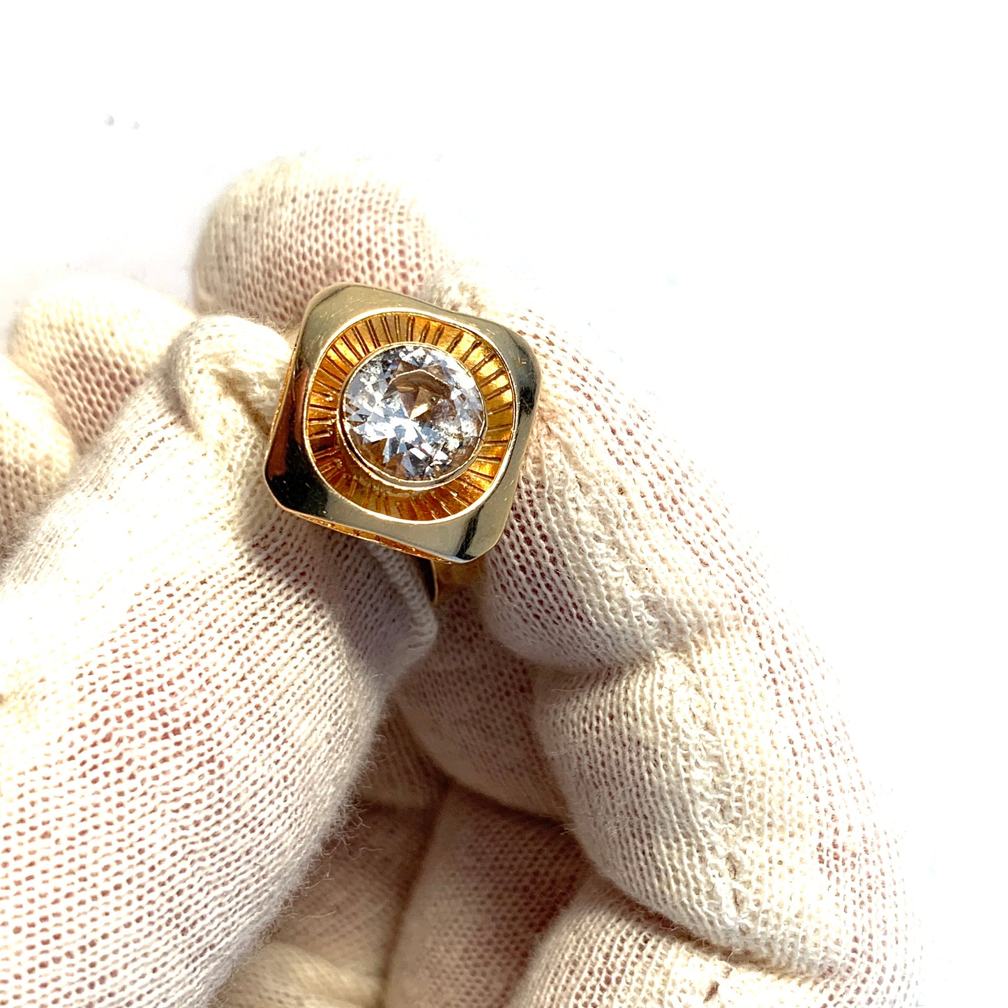 Bergman, Sweden 1960s. Vintage 18k Gold Rock Crystal Ring.