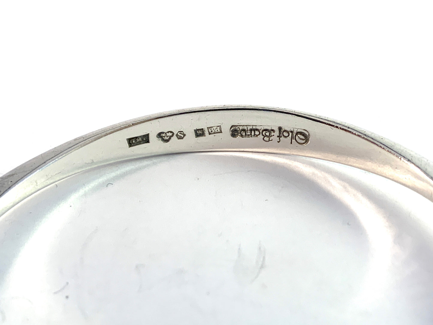 Olof Barve, Ibe  Dahlquist, Sweden 1965. Sterling Silver Bangle Bracelet. Signed