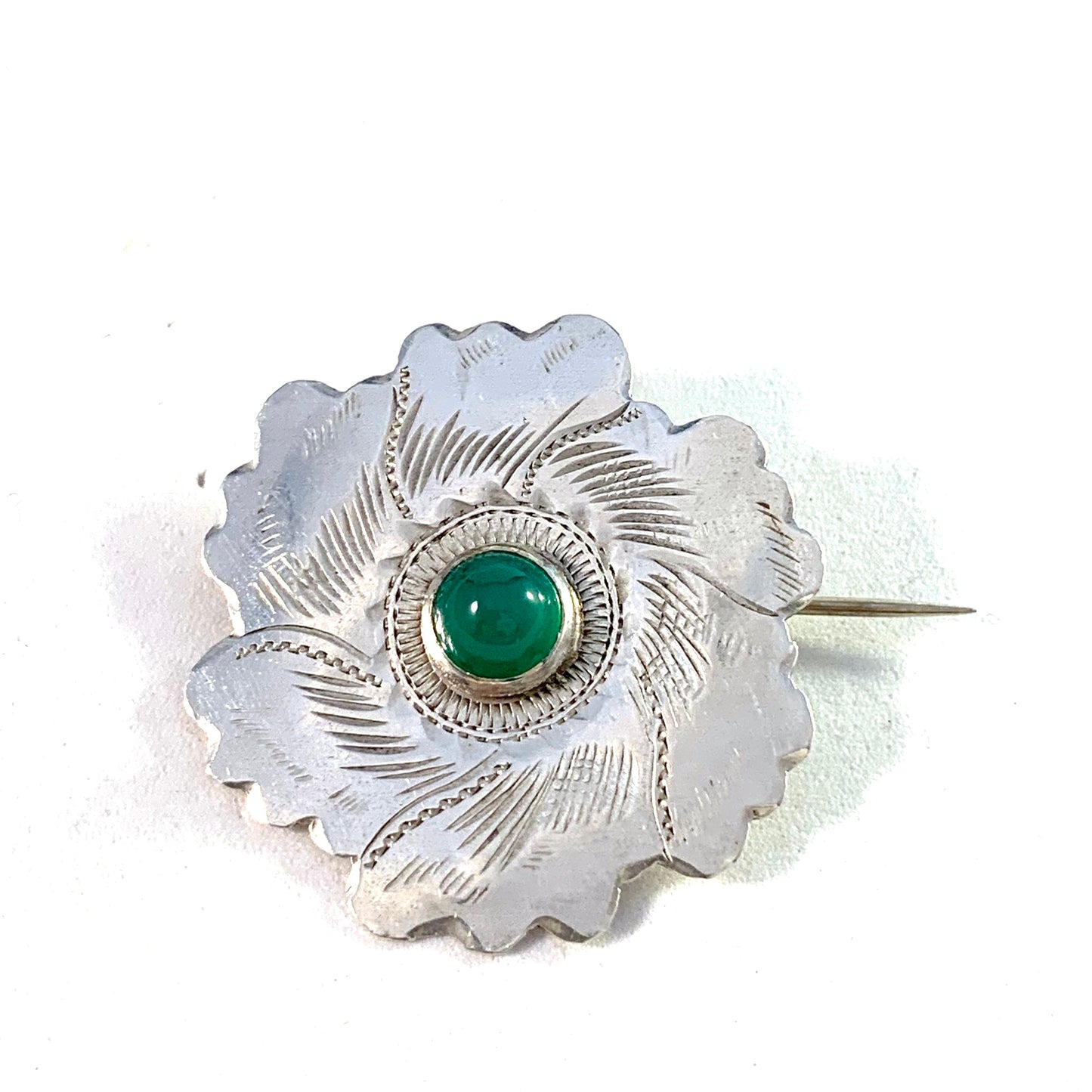 G.P. Bøttcher, Denmark 1910s Art Nouveau 826 Silver Chrysoprase Brooch