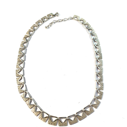 Vintage Mid Century Sterling Silver Necklace.