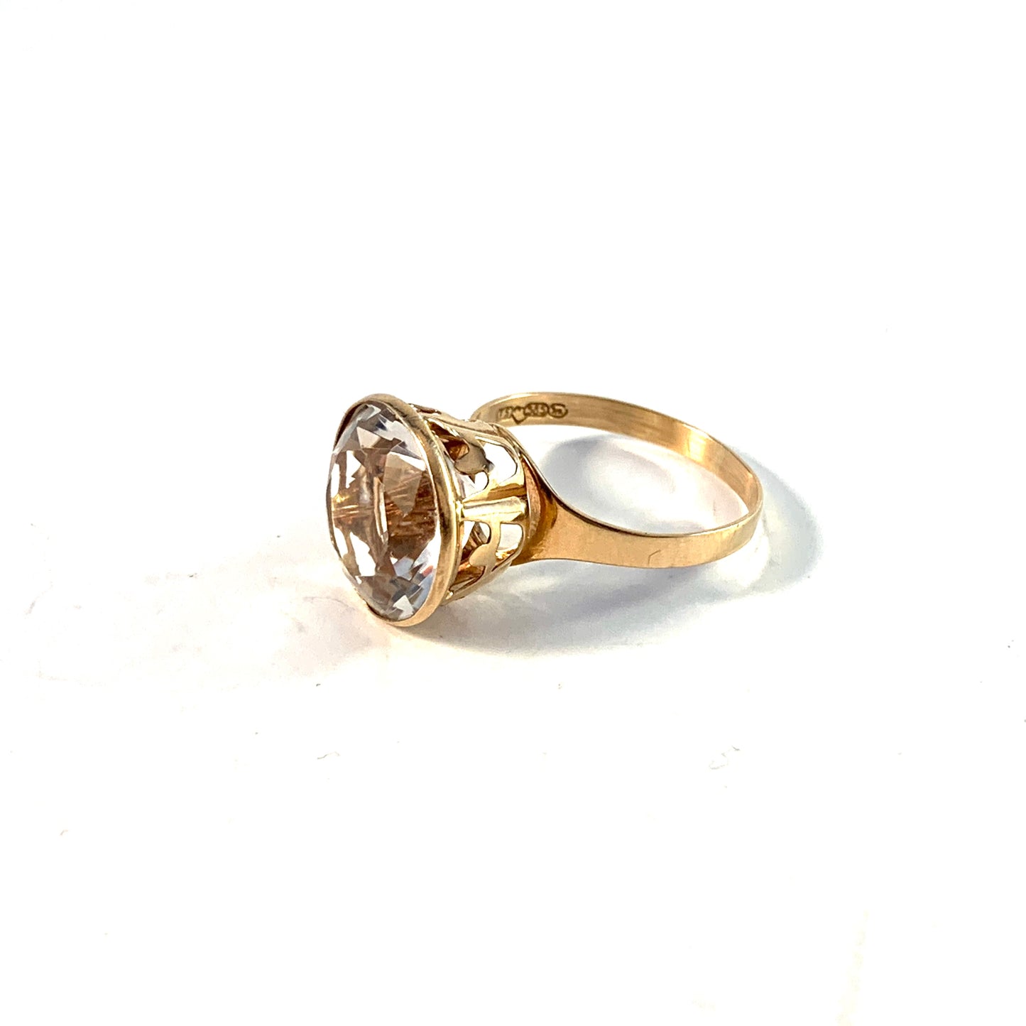 Toivo Salmi, Finland 1960s. Vintage Modernist 14k Gold Rock Crystal Ring.