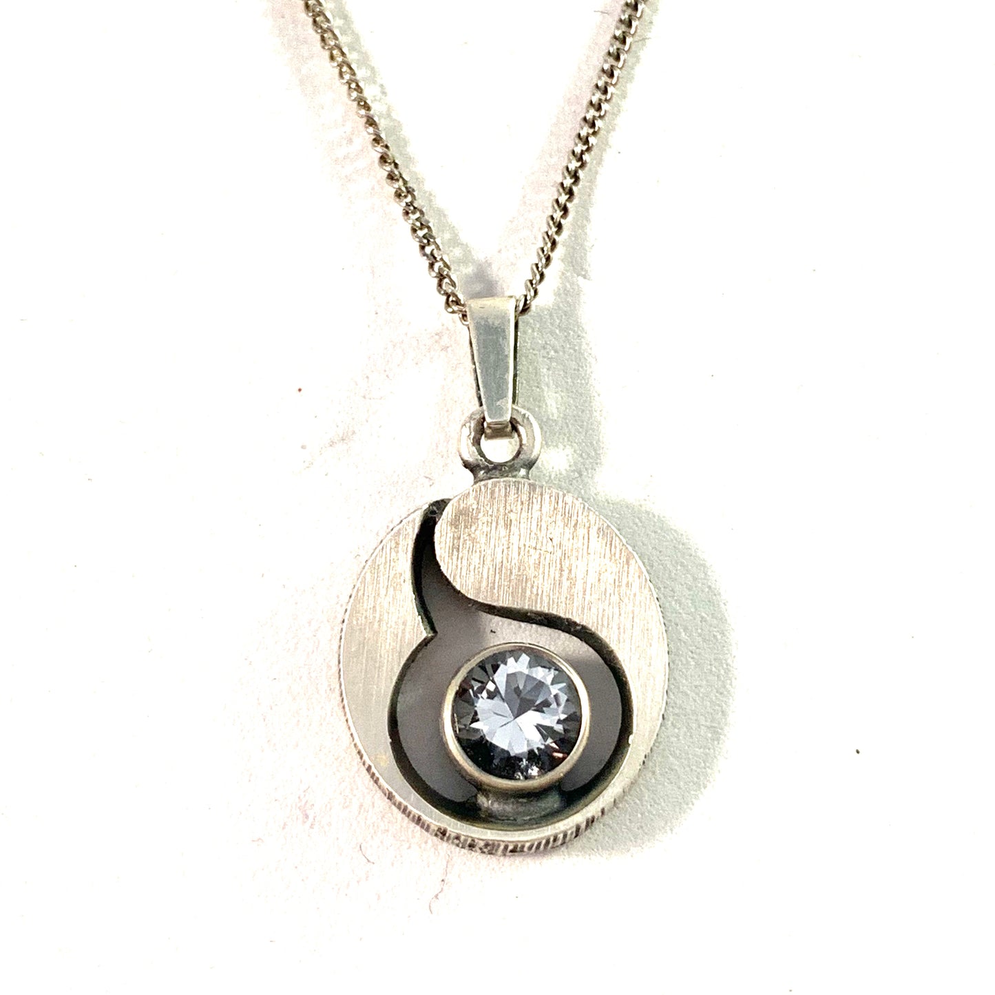 Karl Laine for Finnfeelings, Finland Vintage Solid Silver Rock Crystal Pendant Necklace. Boxed.