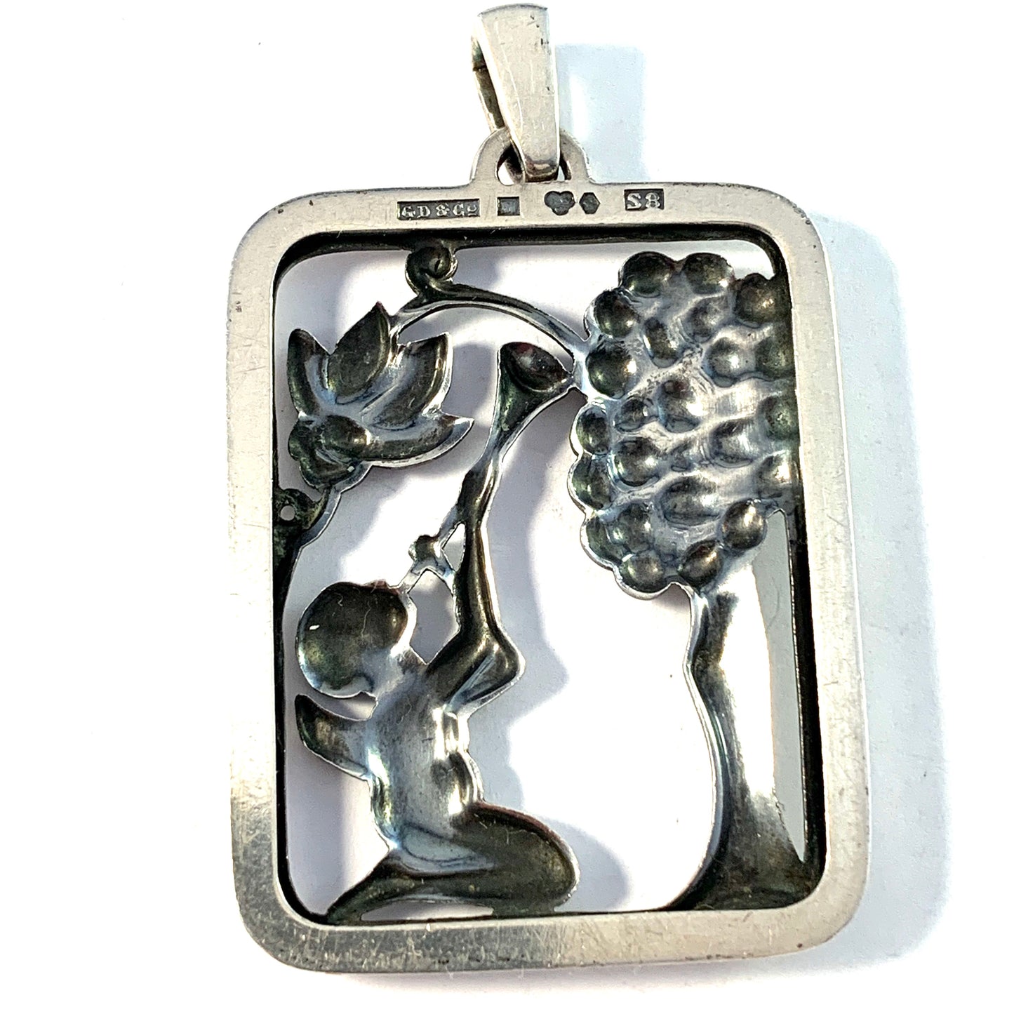 G Dahlgren, Sweden year 1944. Vintage Sterling Silver Pendant.