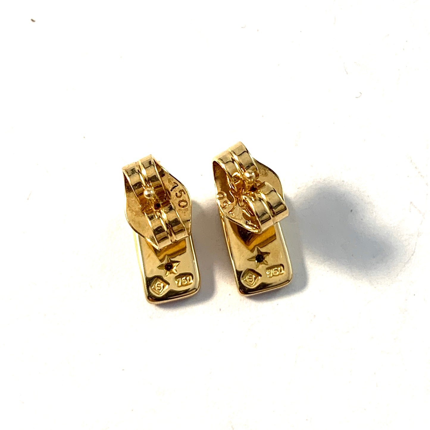 H Stern. Vintage 18k Gold Diamond Stud Earrings. Boxed.