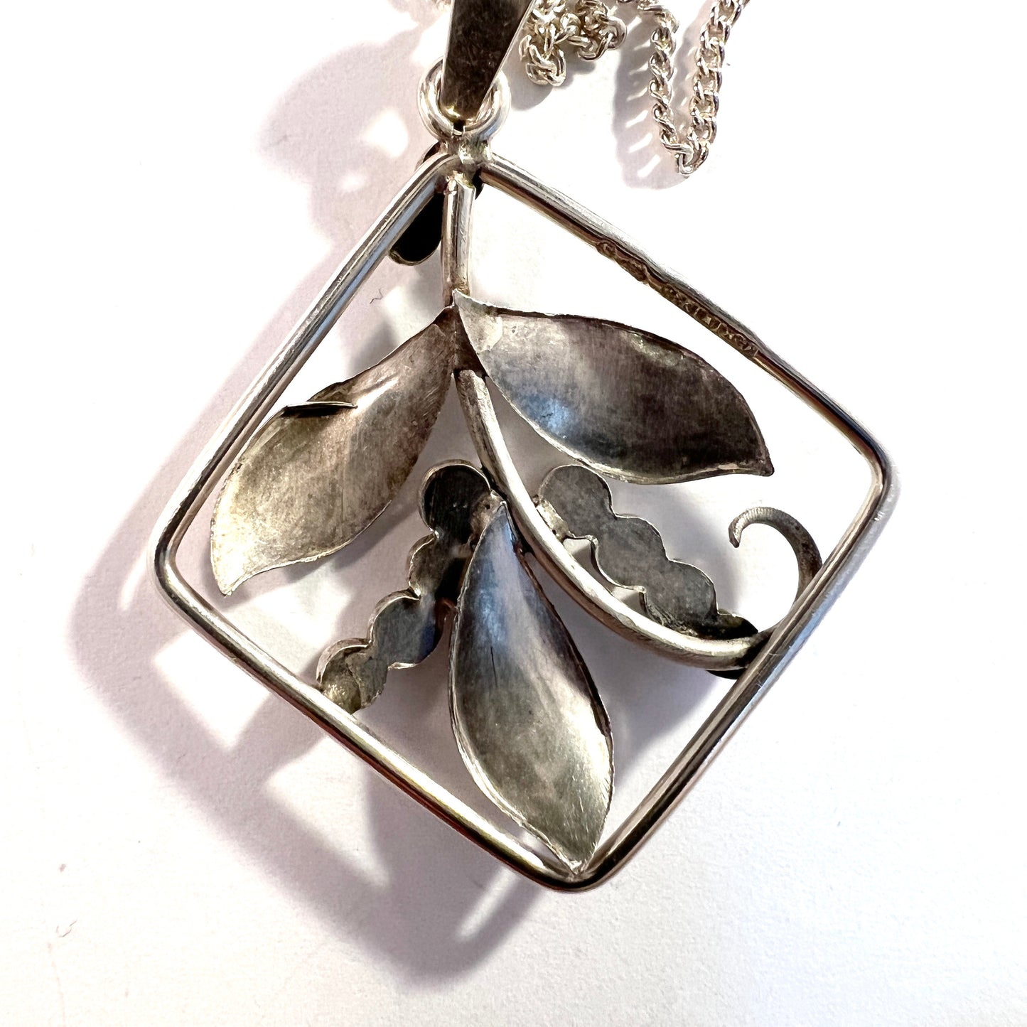Kaplan, Sweden 1949. Vintage Solid Silver Pendant Necklace.