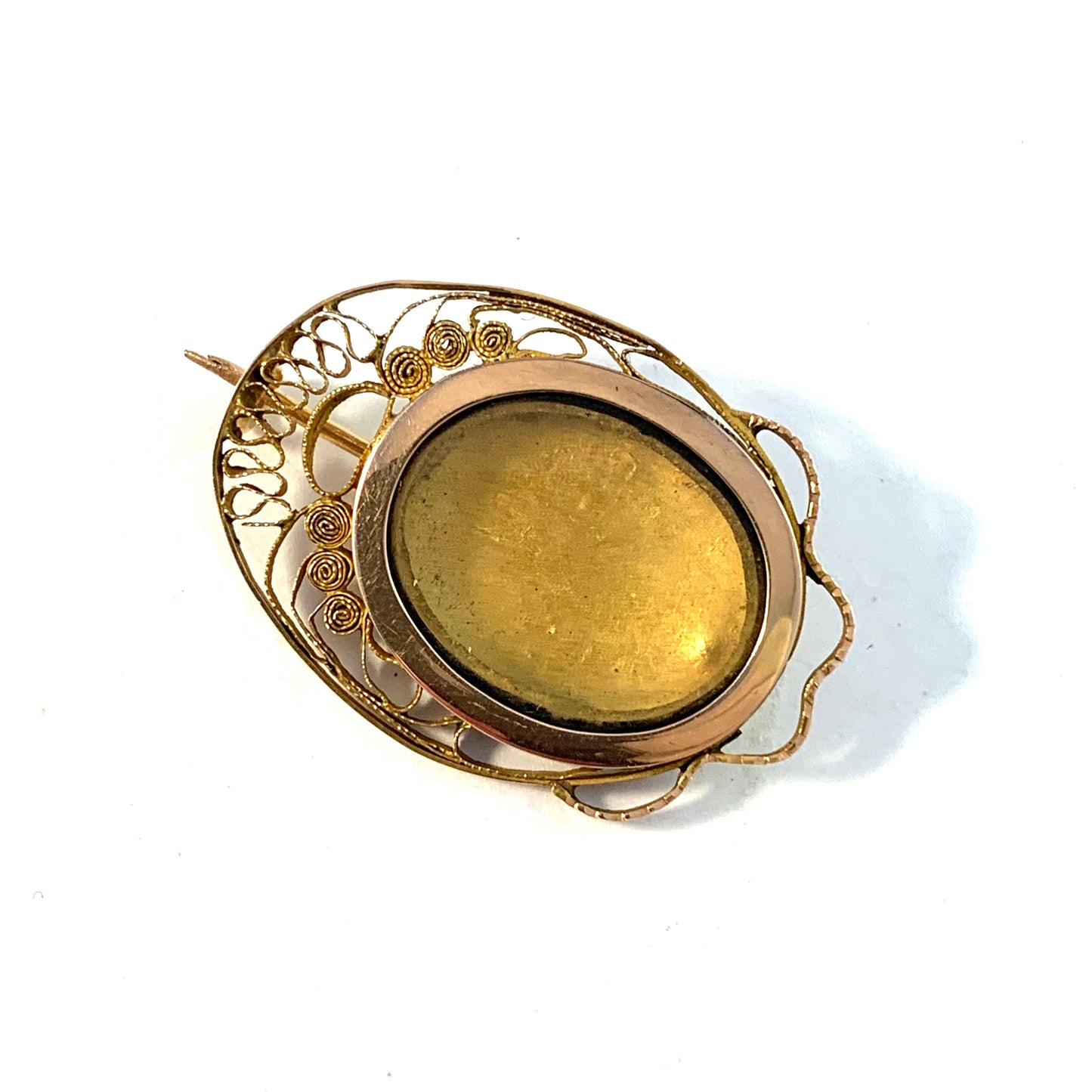 Sweden 1830-40s. Antique 18k Gold Locket Brooch