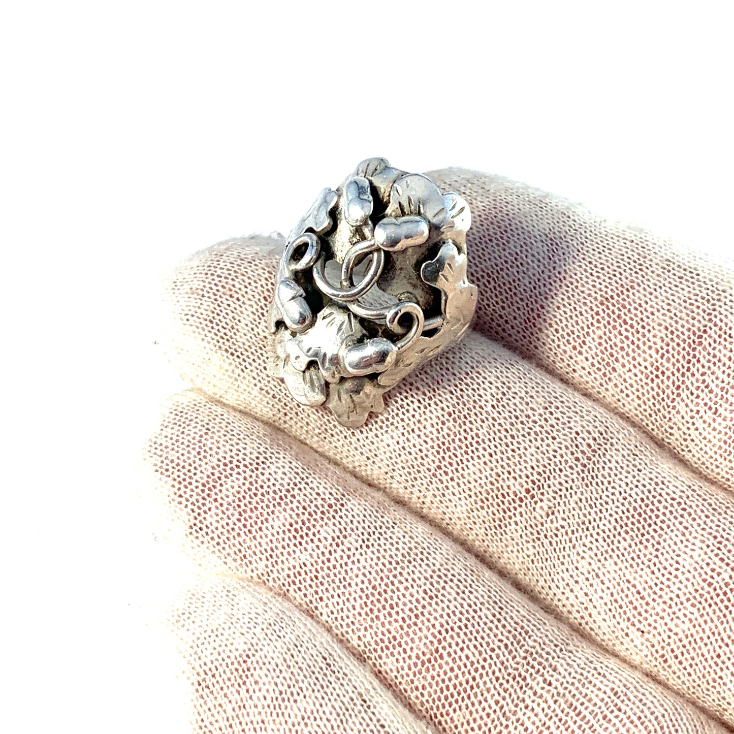 Tre-Ess, Sweden year 1946 Mid Century Sterling Silver Acorn Ring