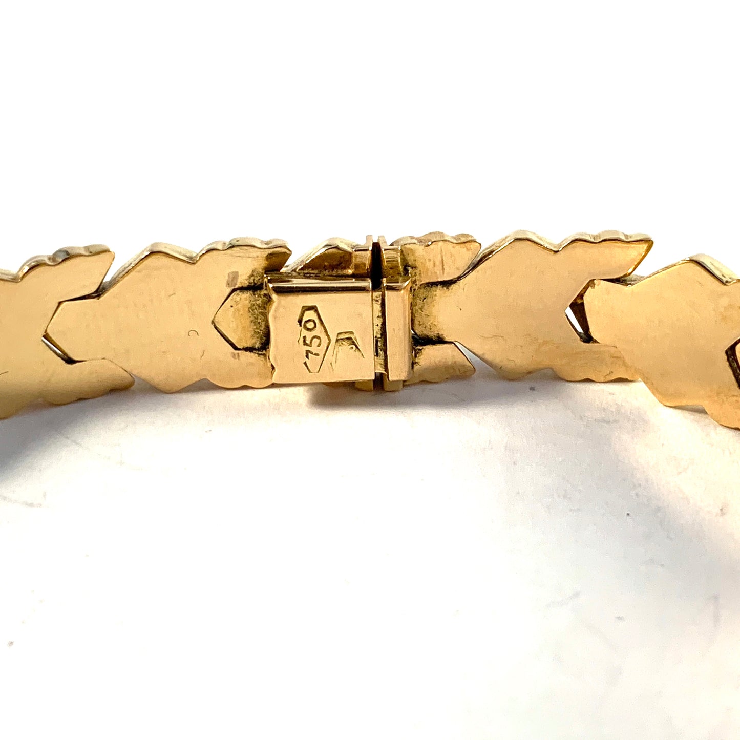 Italy 1934-44. Vintage 18k Gold Bracelet.