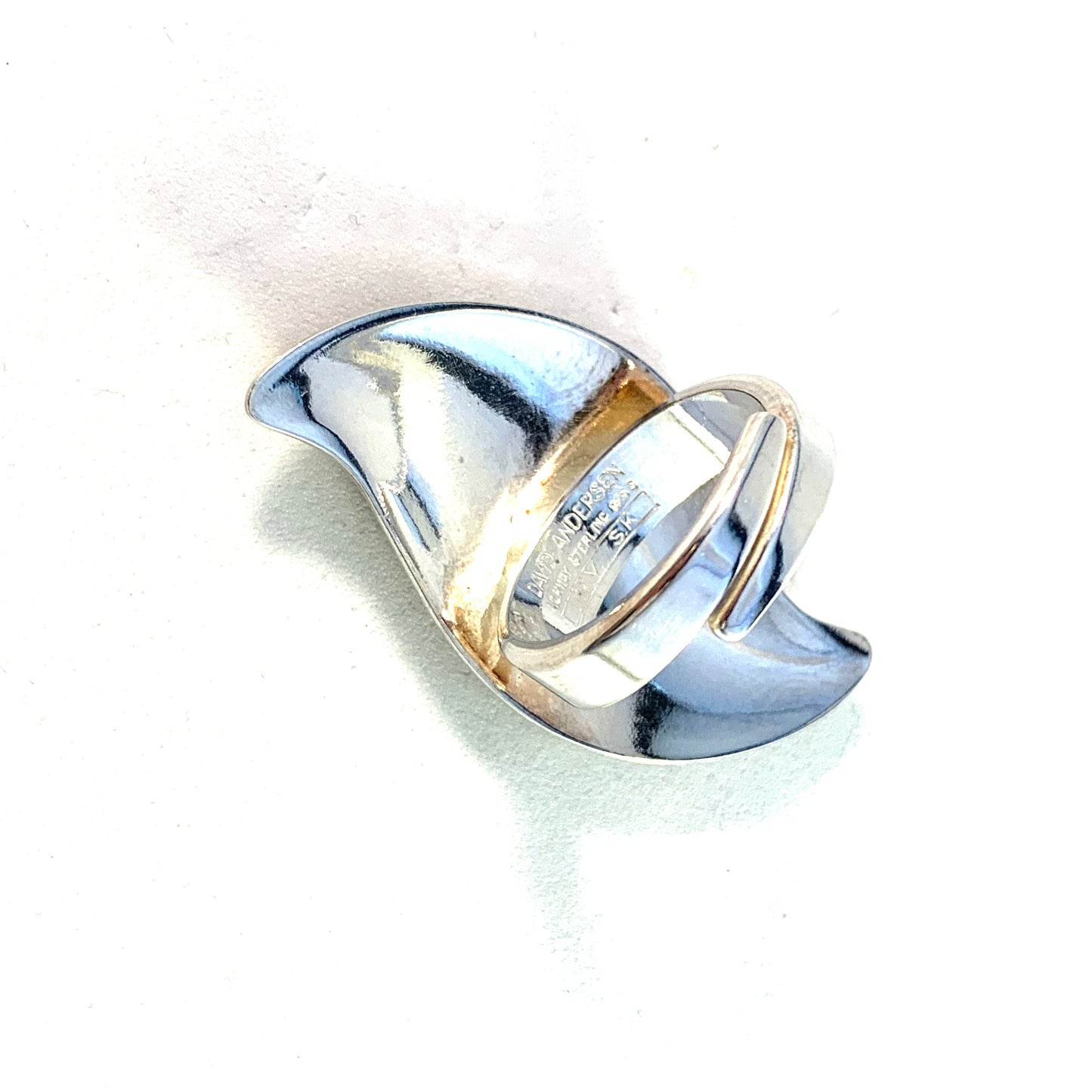 Synnøve Korssjøen, for David Andersen, Norway. Large Vintage Sterling Silver Blue Enamel Adjustable Size Ring.