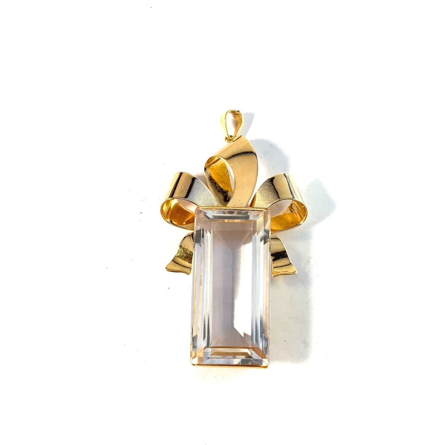 Atelje Stigbert, Sweden 1945. Large 18k Gold Rock Crystal Pendant. 14.2gram