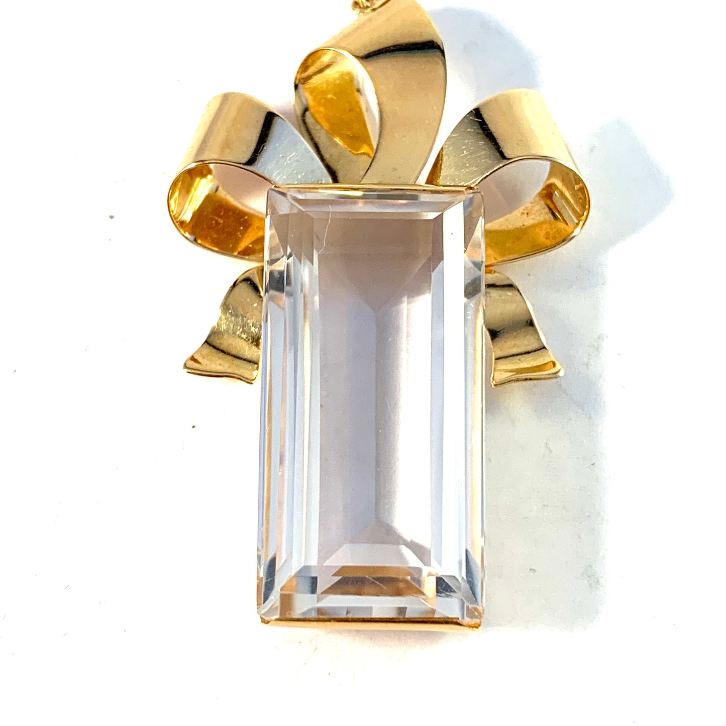 Atelje Stigbert, Sweden 1945. Large 18k Gold Rock Crystal Pendant. 14.2gram