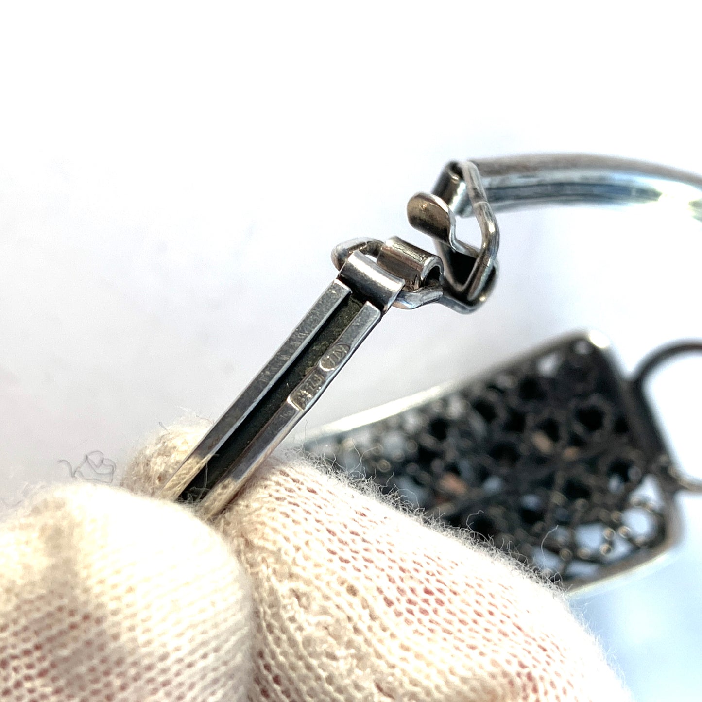 Maker KLŁ Poland, Vintage 875 Silver Carved Black Rose Bracelet