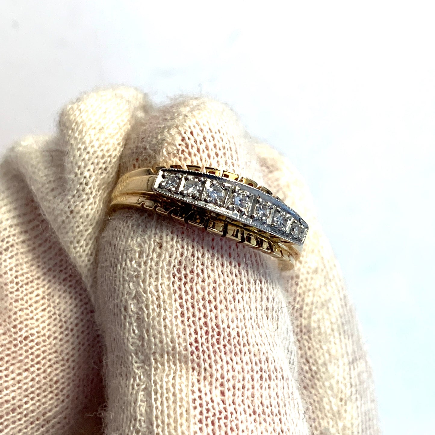Kjeld Jacobsen, Copenhagen. c 1950s. 14k Gold Diamond Ring.