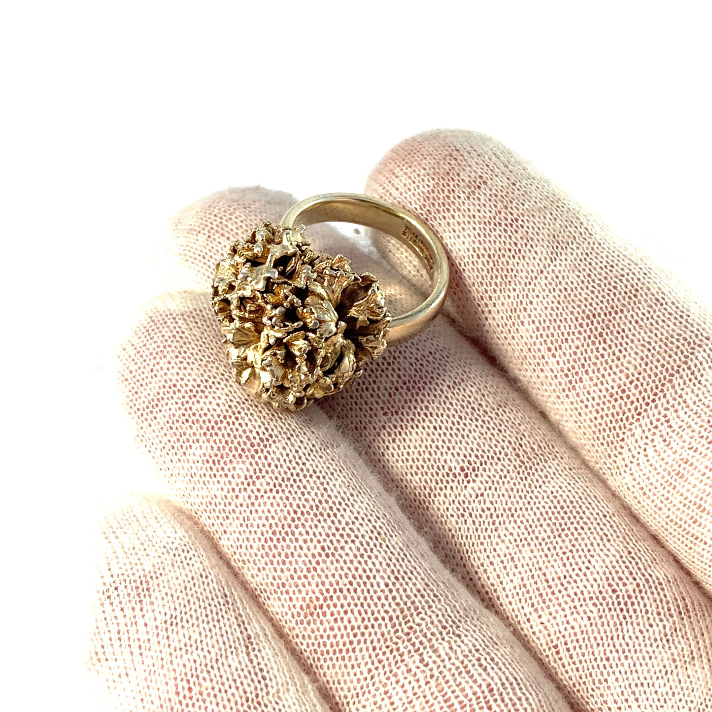 Flora Danica, Denmark 1963-74. Gilt Sterling Silver Adjustable Size Ring.